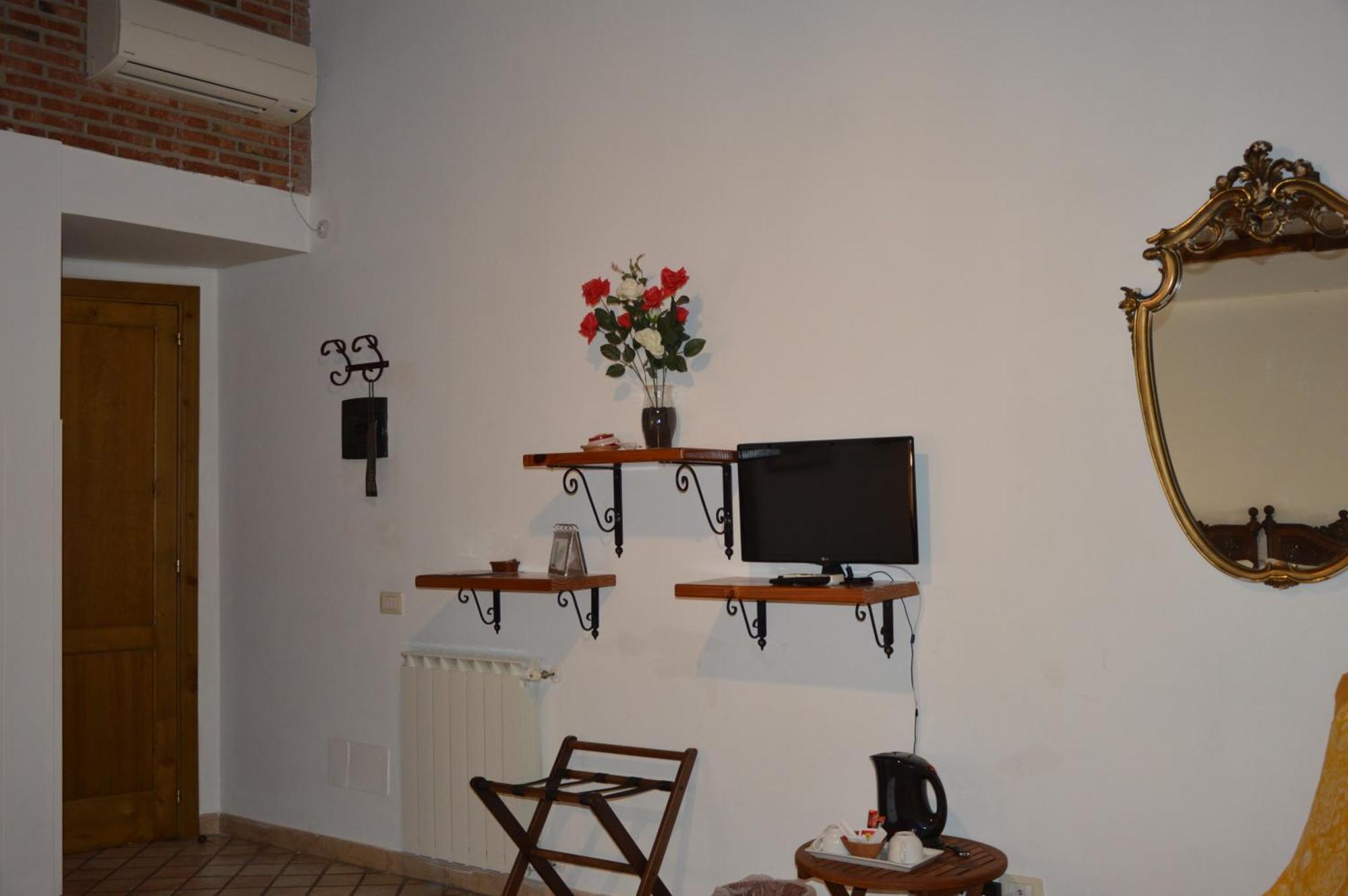 Alloggio per agriturismo Antico Borgo Etneo *