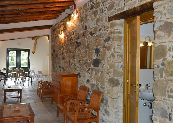 Antico Borgo Etneo Country Hotel