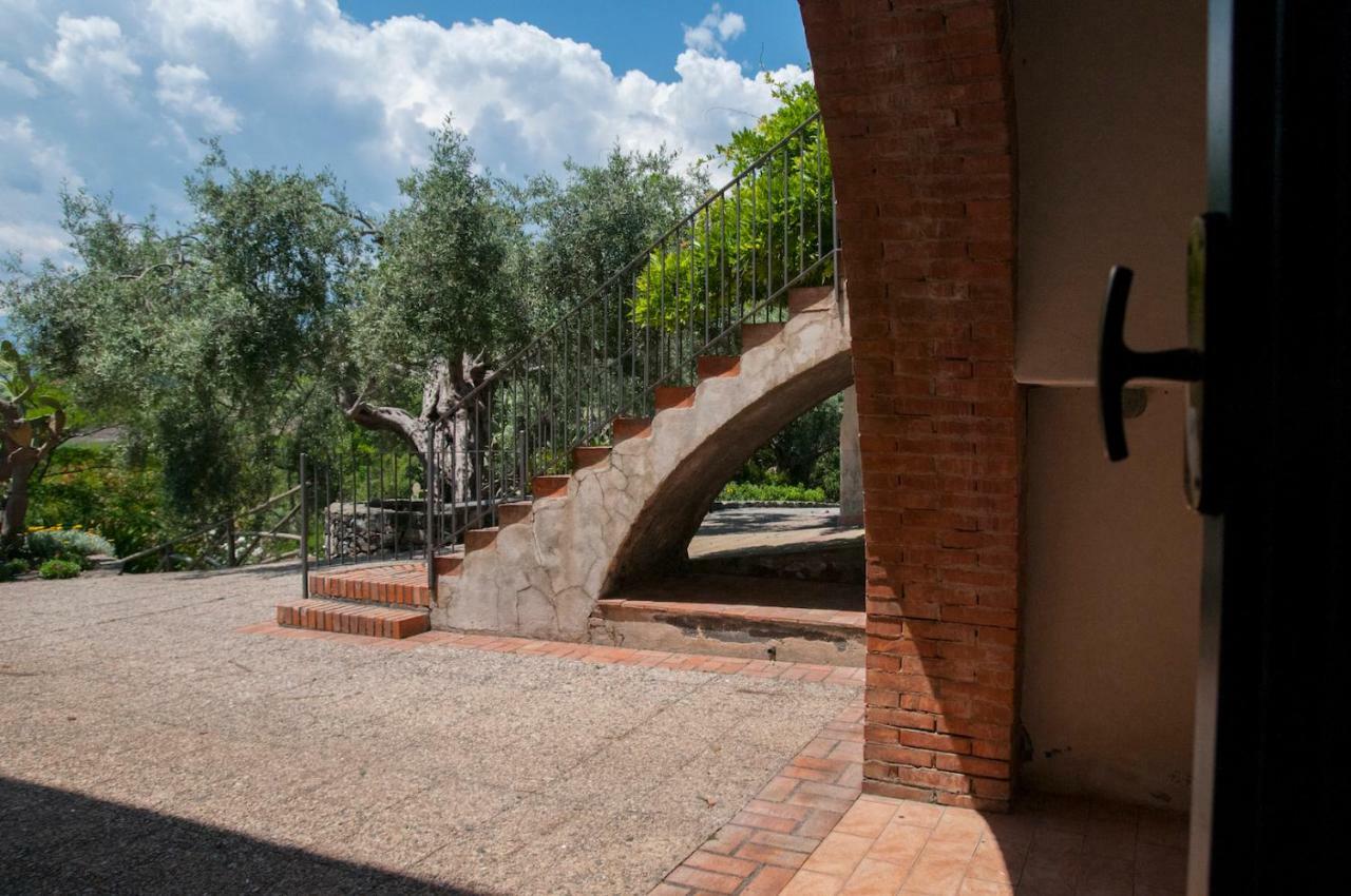 Antico Borgo Etneo Country * Calatabiano